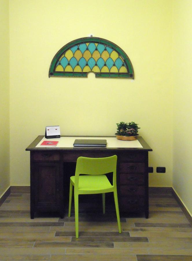 La Nostra Casa In Centro Hotel Леко Екстериор снимка
