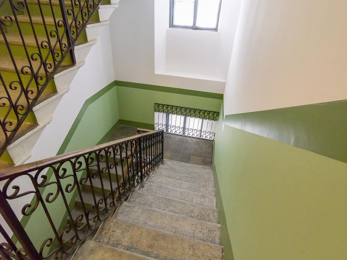 La Nostra Casa In Centro Hotel Леко Екстериор снимка