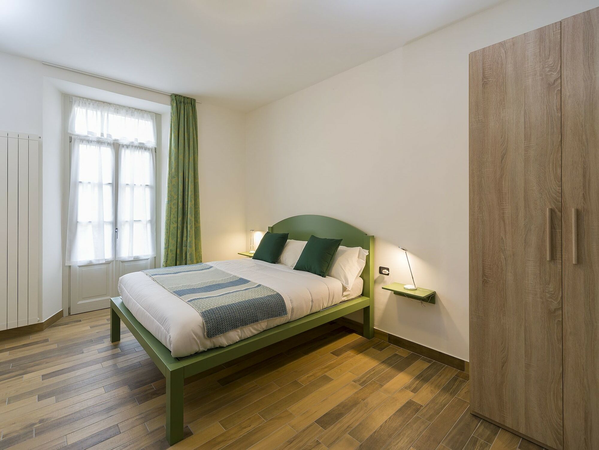 La Nostra Casa In Centro Hotel Леко Екстериор снимка